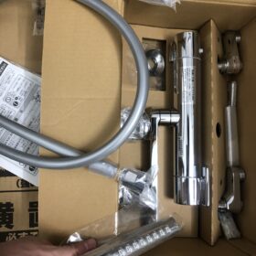 [Nhật] Sen tắm TOTO TBV03405J tay sen hiện đại
